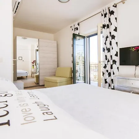 My Dalmatia - Castelo Coza With Private Pool 维耶拉克