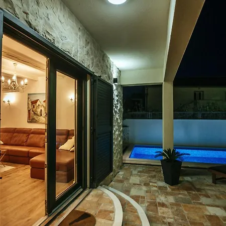 My Dalmatia - Castelo Coza With Private Pool 别墅 *