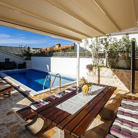 My Dalmatia - Castelo Coza With Private Pool Vinjerac